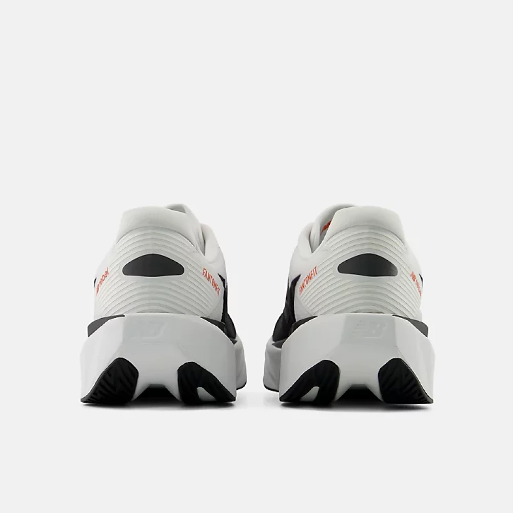 https://infinitysport.s3.amazonaws.com/products/0160bb16-a64b-425e-bfd6-e68af7f3e9ff.webp
