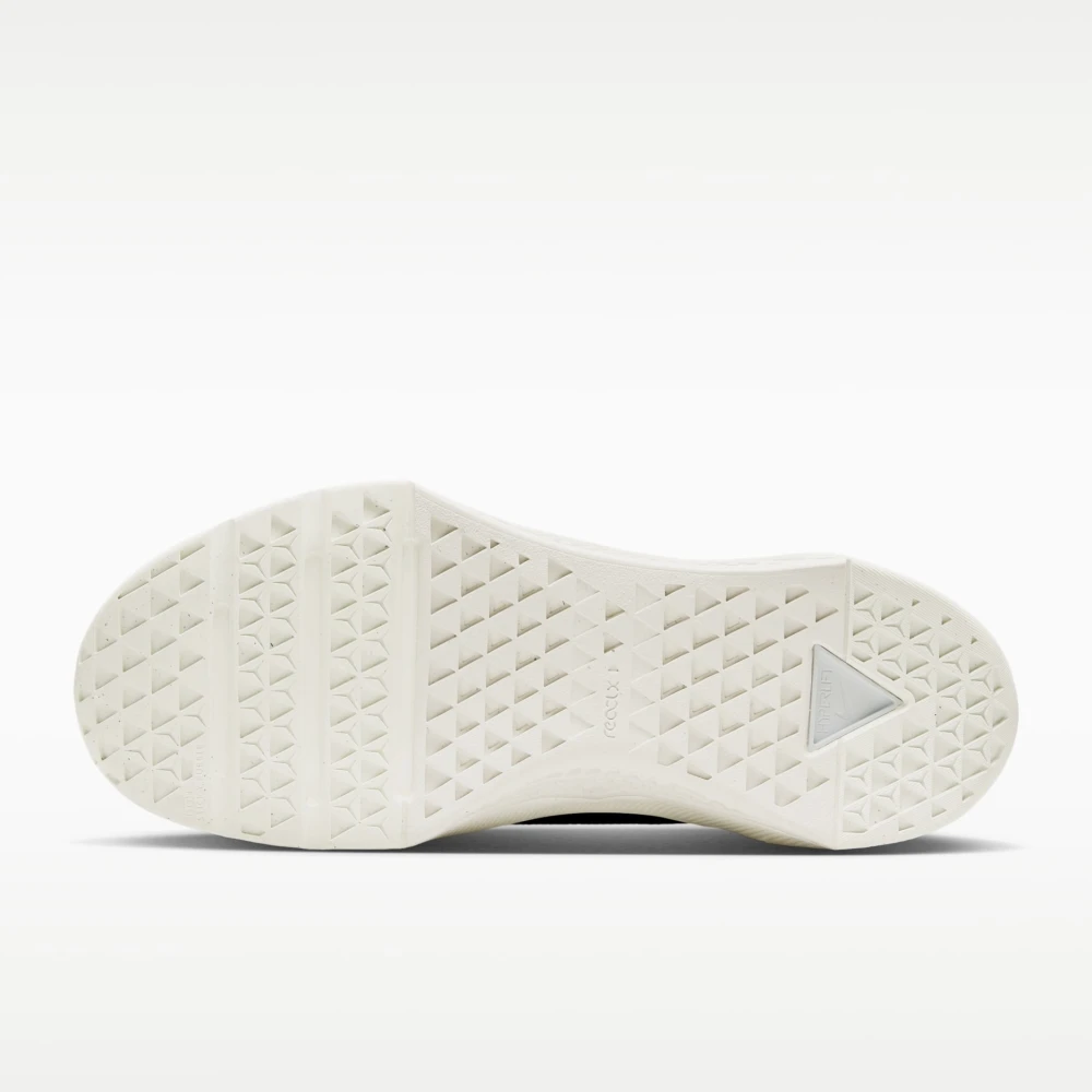 https://infinitysport.s3.amazonaws.com/products/0372b940-1c74-467f-b976-9cf0e27c8189.webp