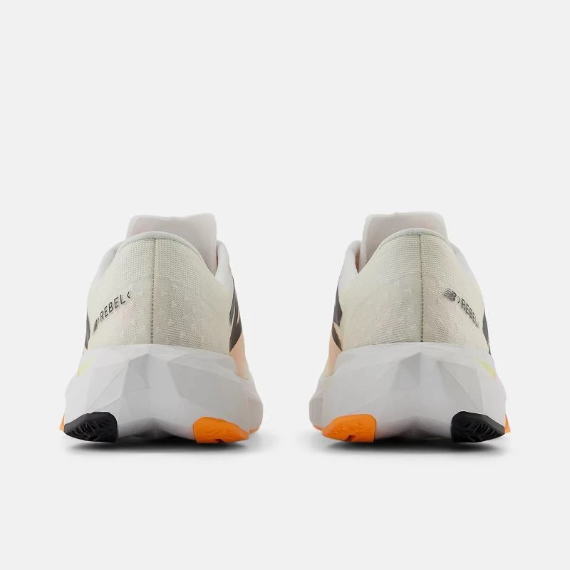 https://infinitysport.s3.amazonaws.com/products/04ee1171-fca1-40e8-b2a2-c456194a7ad4.webp