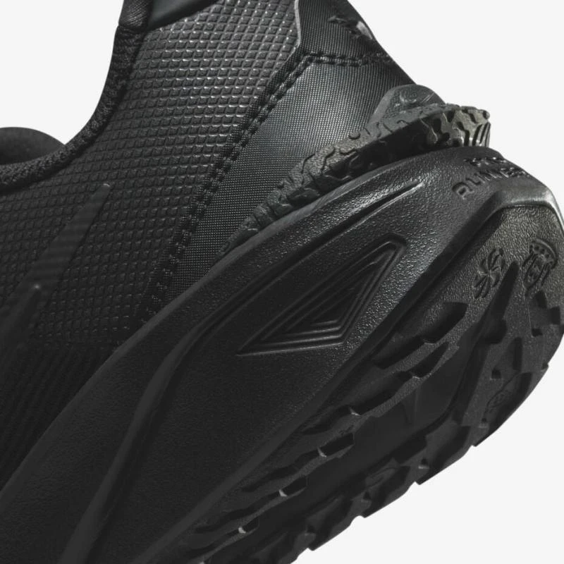 https://infinitysport.s3.amazonaws.com/products/27a9c9c8-4530-4f45-9894-cc5077c911f3.webp