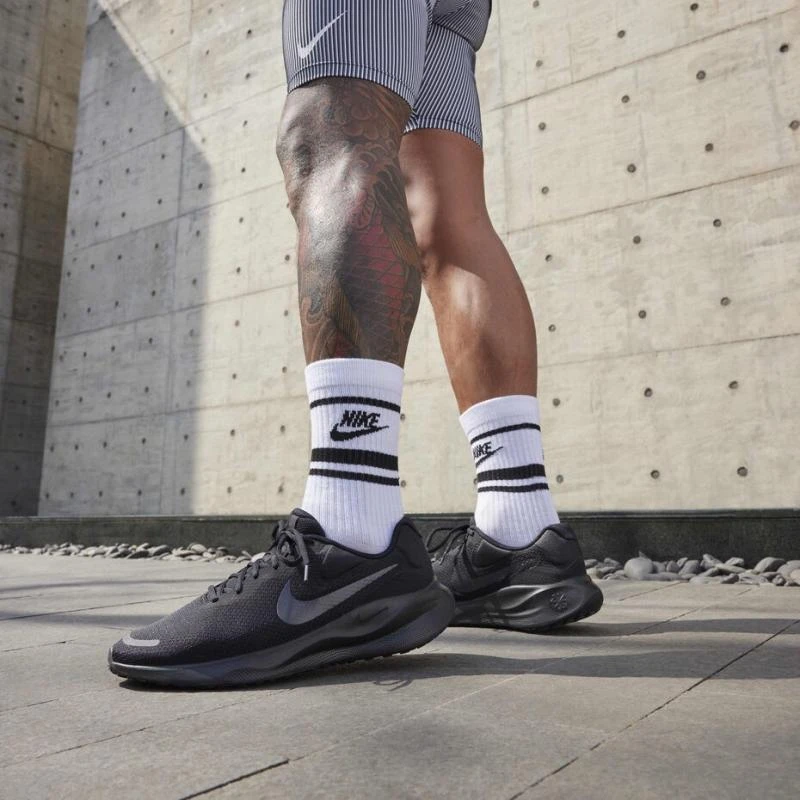Tênis Nike Revolution 7 Running Masculino 