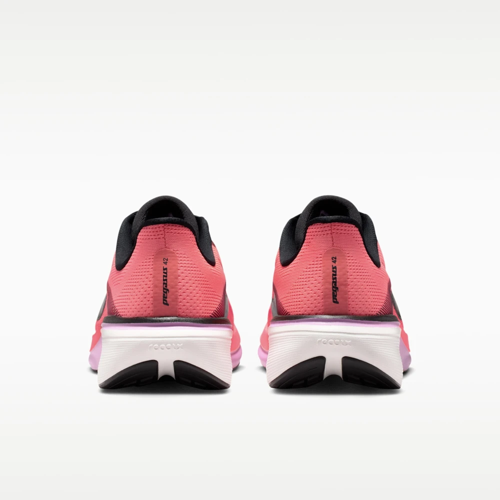 https://infinitysport.s3.amazonaws.com/products/42b850ca-d366-4719-9c40-b2ffe44d8126.webp