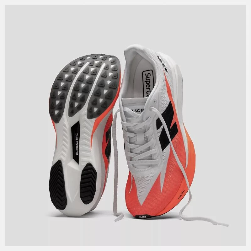 Tênis New Balance FuelCell SuperComp Elitev5 Running Feminino 
