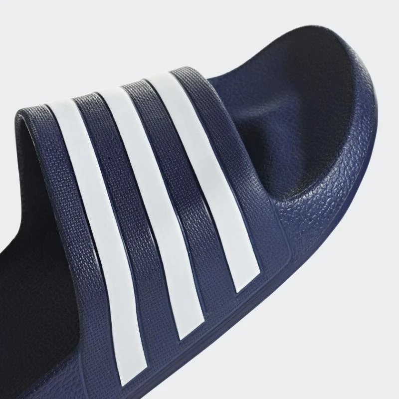 https://infinitysport.s3.amazonaws.com/products/5753ad10-f87c-4b1b-a53c-a26e0abc888f.webp