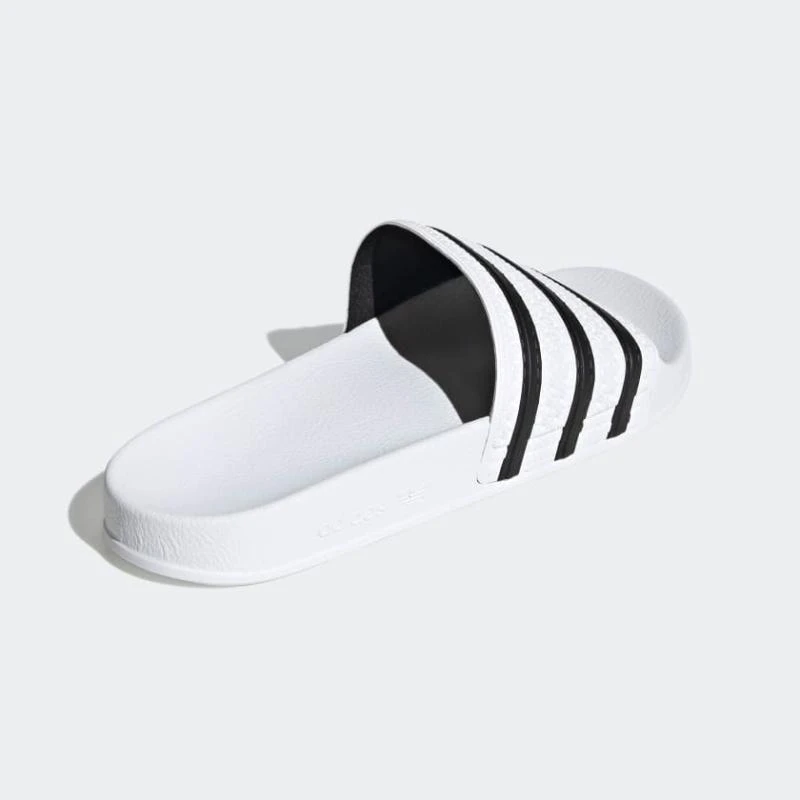 https://infinitysport.s3.amazonaws.com/products/5f431cdb-b35d-49a7-bc37-78df8b89105f.webp