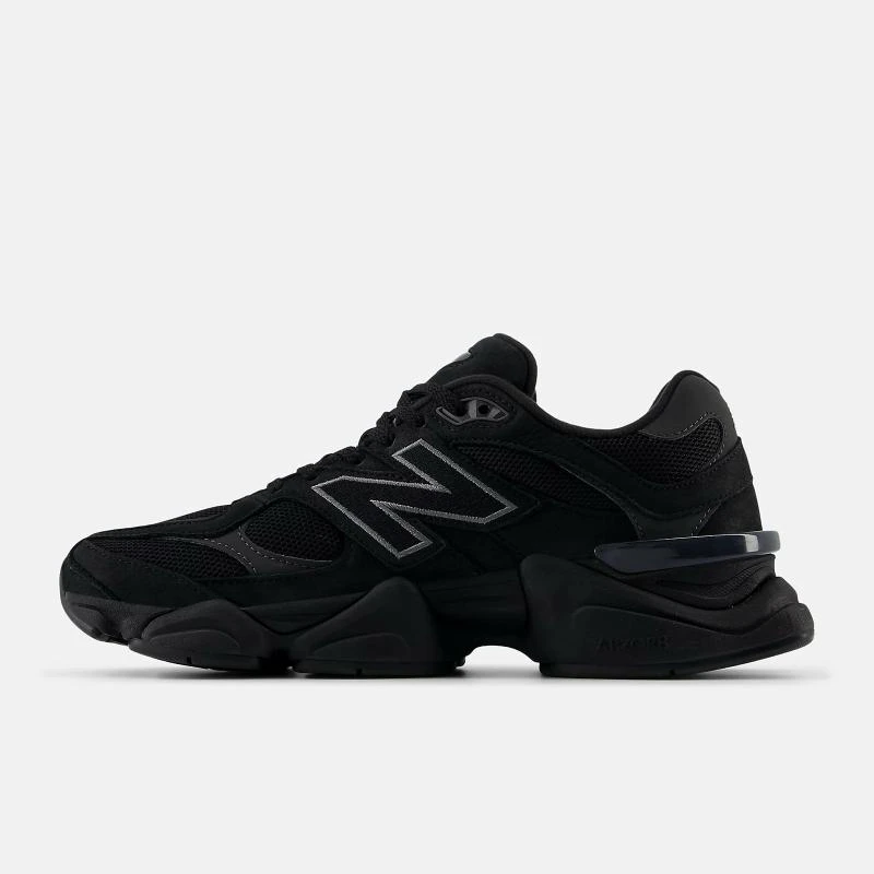 https://infinitysport.s3.amazonaws.com/products/692bdf35-cb5e-41bc-80ef-e82b989f89d6.webp
