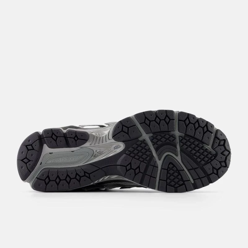 https://infinitysport.s3.amazonaws.com/products/701089f9-bd08-4398-a70c-15f4837e448d.webp