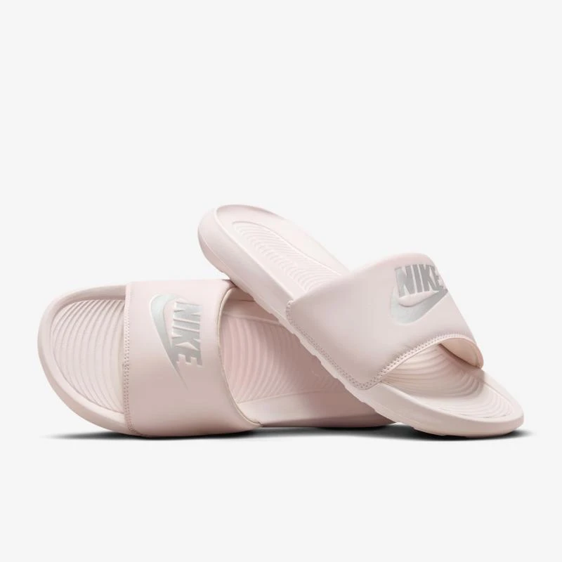 Chinelo Nike Victori One Feminino 