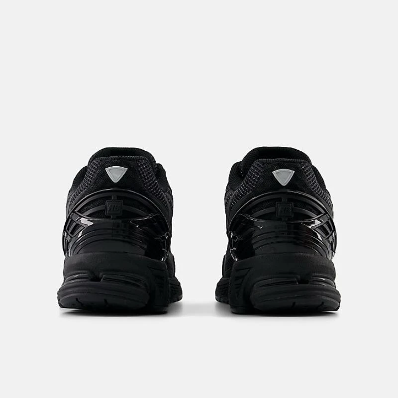 https://infinitysport.s3.amazonaws.com/products/87f5f470-a8d2-48af-997c-796f014656d4.webp