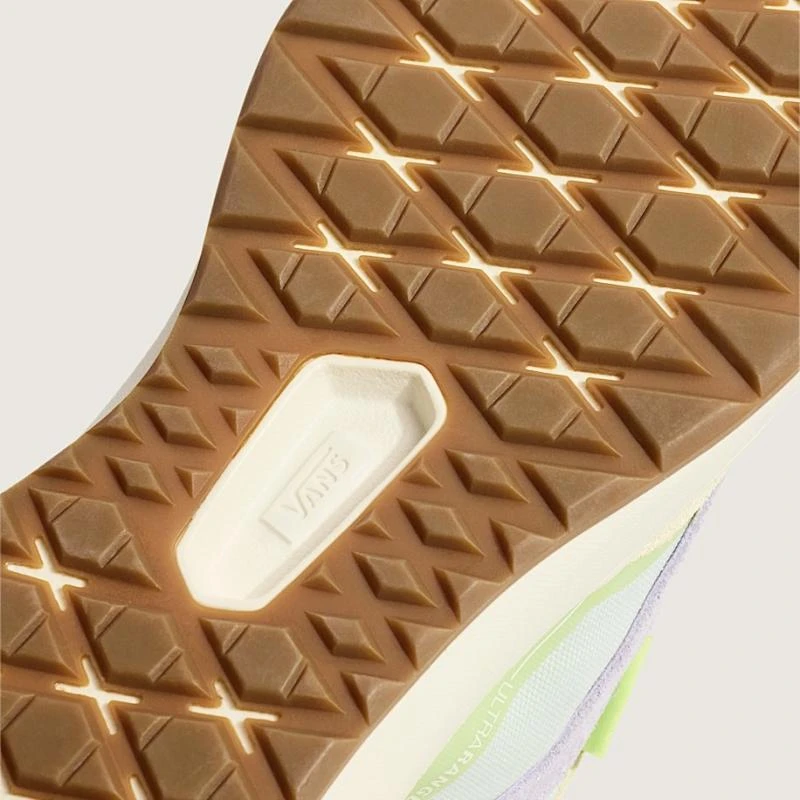 https://infinitysport.s3.amazonaws.com/products/8b45ea78-85a0-423e-aa75-0d1b795bcfd3.webp
