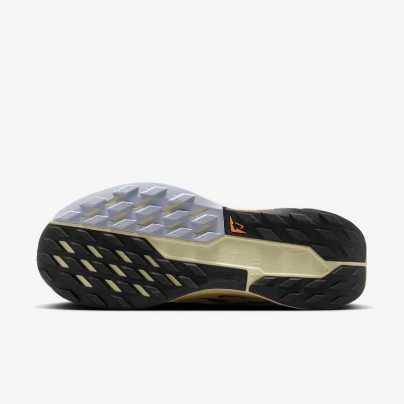 https://infinitysport.s3.amazonaws.com/products/8d4f11fb-98e7-4e47-a41d-57d120107396.webp