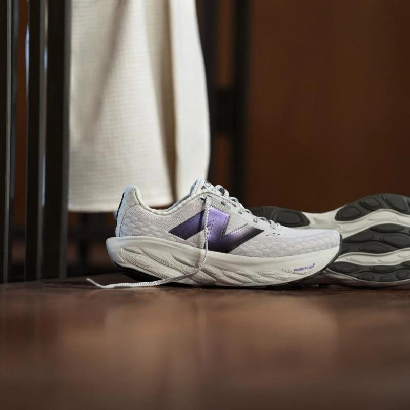 Tênis New Balance Fresh Foam X 1080 v14 Running Feminino