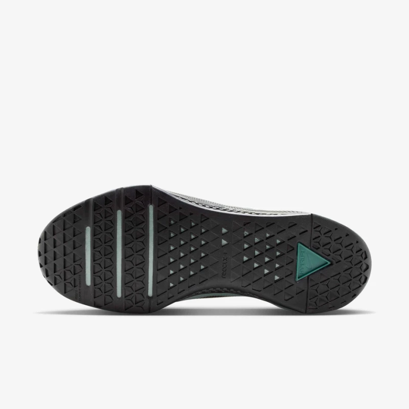 https://infinitysport.s3.amazonaws.com/products/9b0026e4-af62-45d8-a512-2f2ec581331b.webp