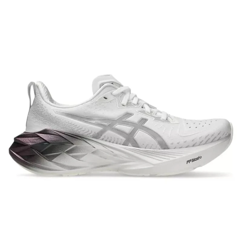 Tênis Asics Novablast 4 platinum Feminino 