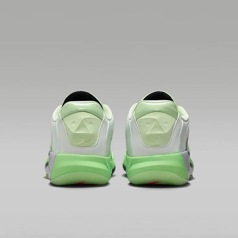 https://infinitysport.s3.amazonaws.com/products/9f2b93b5-50d6-45f5-8b2f-ac5aa4a5ecf4.webp