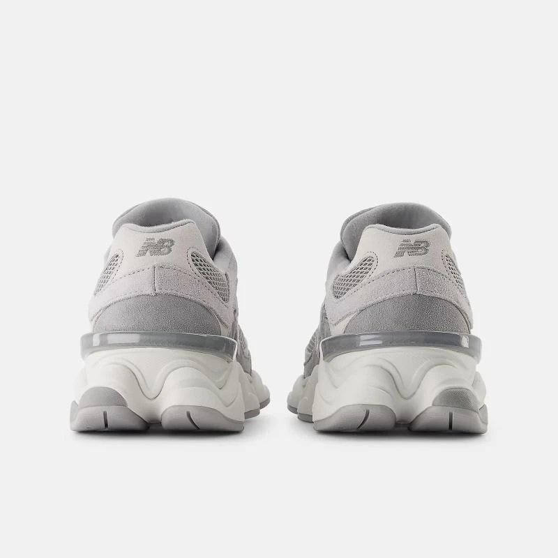 https://infinitysport.s3.amazonaws.com/products/a11ebb17-2b38-4c26-8b5a-fbfef58d3a38.webp