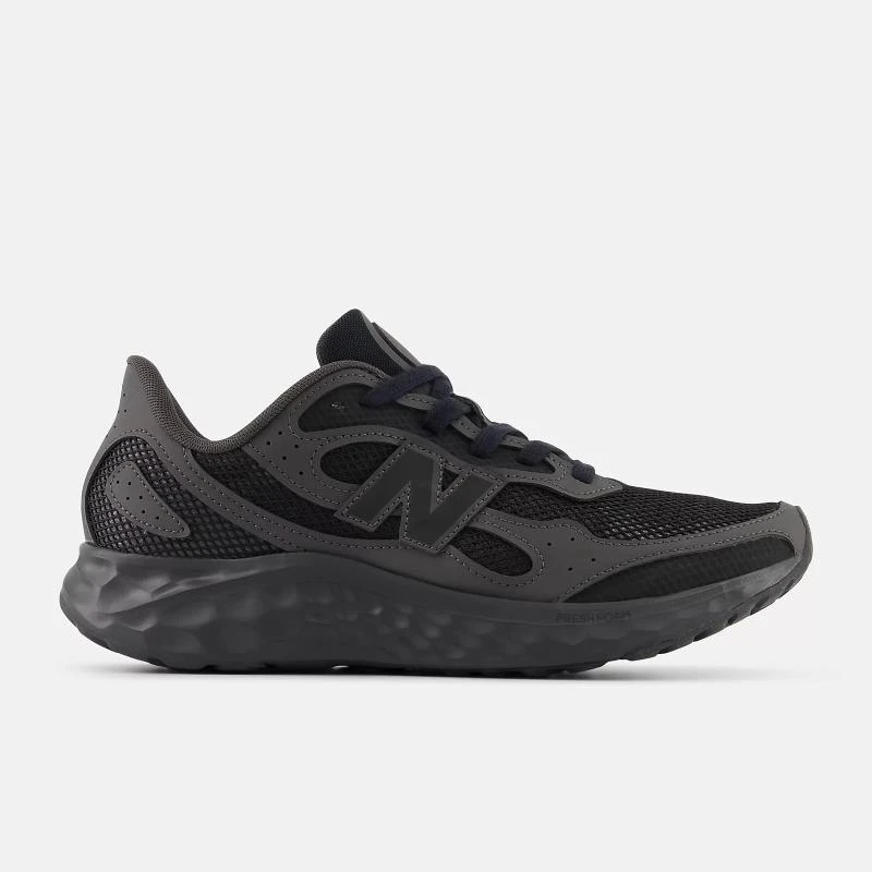 Tênis New Balance Fresh Foam Arishi v4 Tiralux Running Masculino 
