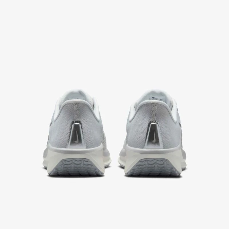 https://infinitysport.s3.amazonaws.com/products/b16546c6-22b4-45be-8b16-531aa3e4104a.webp