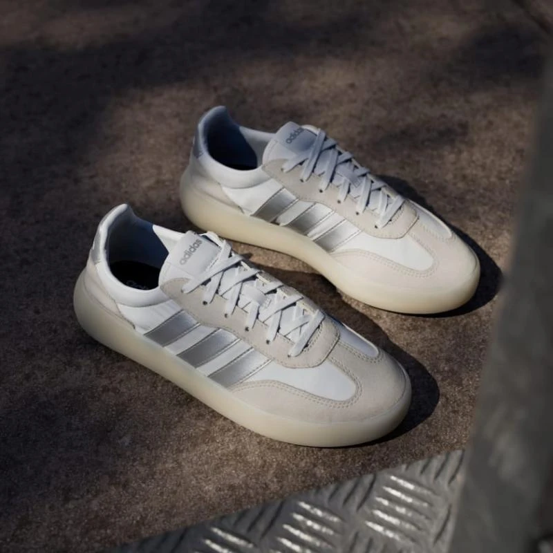 TÊNIS ADIDAS BARREDA DECODE CASUAL FEMININO 