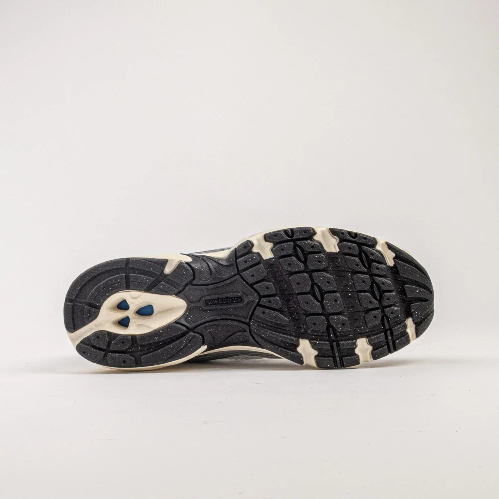 https://infinitysport.s3.amazonaws.com/products/d9b556fe-6fd8-45c1-bfb3-0c0d3622e8bc.webp
