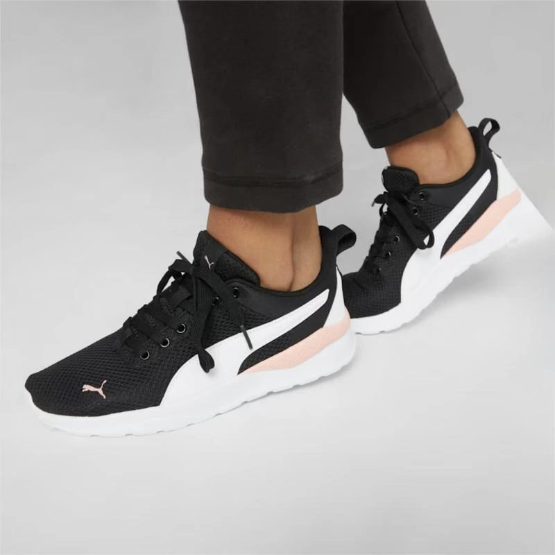 https://infinitysport.s3.amazonaws.com/products/da752310-2675-42b9-aeb3-fc75688bf7f7.webp