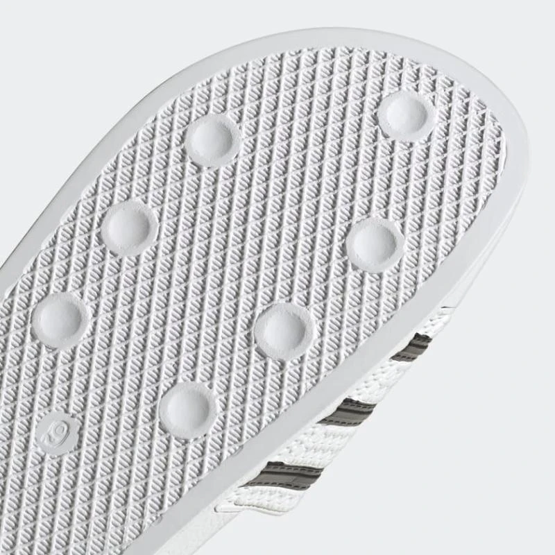 https://infinitysport.s3.amazonaws.com/products/f66d5d20-5790-4423-8fb1-3a1d10dbc6cb.webp