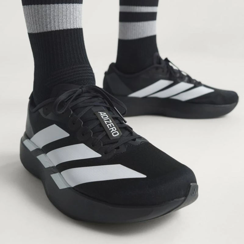 https://infinitysport.s3.amazonaws.com/products/fdc9fa0c-c3ca-4fc6-ab13-4efaa8b5722e.webp
